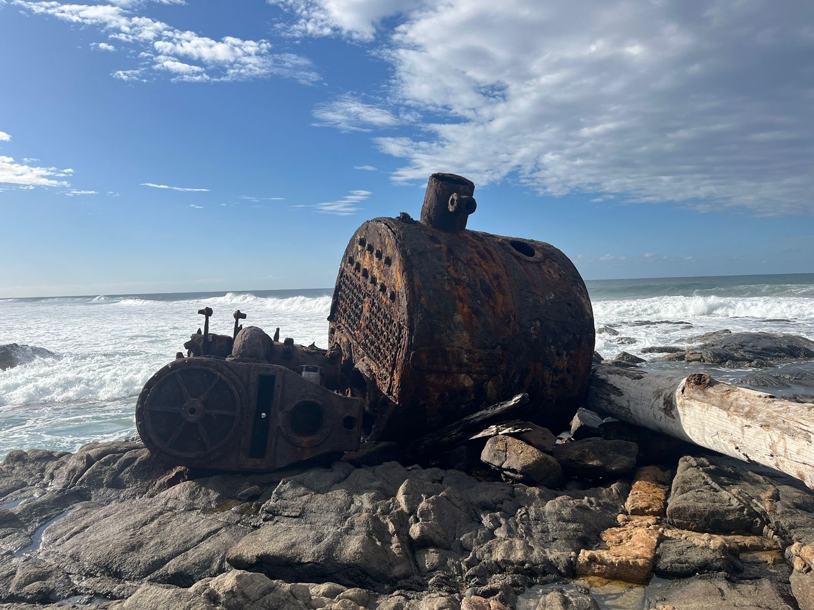 f2403cfd-dbf1-4be7-975c-6d927a1a9a84